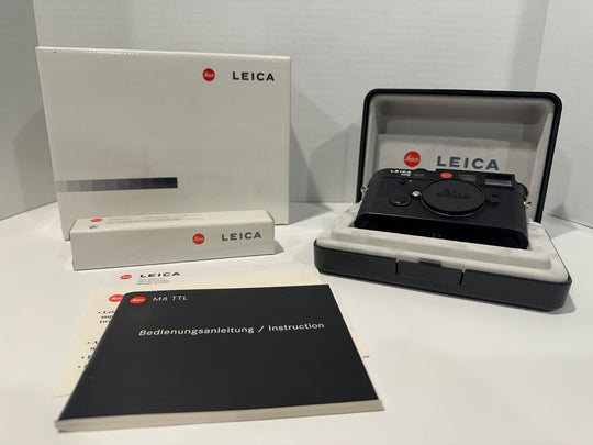 Leica M6 TTL 0.58 35mm Rangefinder Film Camera with Original Packaging