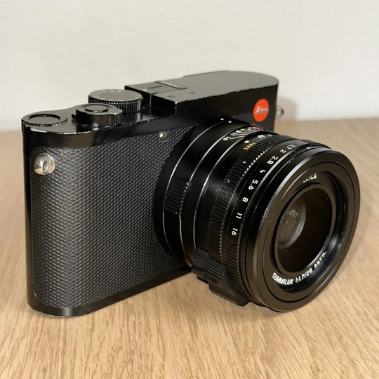 Leica Q2 47.3MP  - Box, Accessories, Complete Set! - US Seller