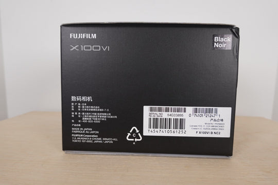Fujifilm X100VI Digital Compact Camera Black 40.2MP Black NEW in Box