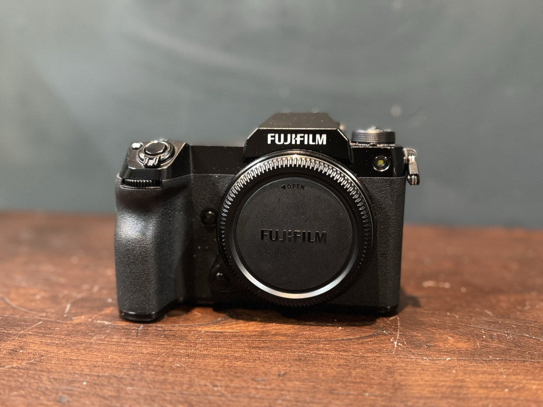 FUJI FILM GFX 50 S II BODY,  51.4  MP, Shutter Count 52281