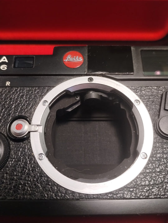 Leica M6 Black non-TTL Rangefinder Film Camera Body w/strap &amp; original box