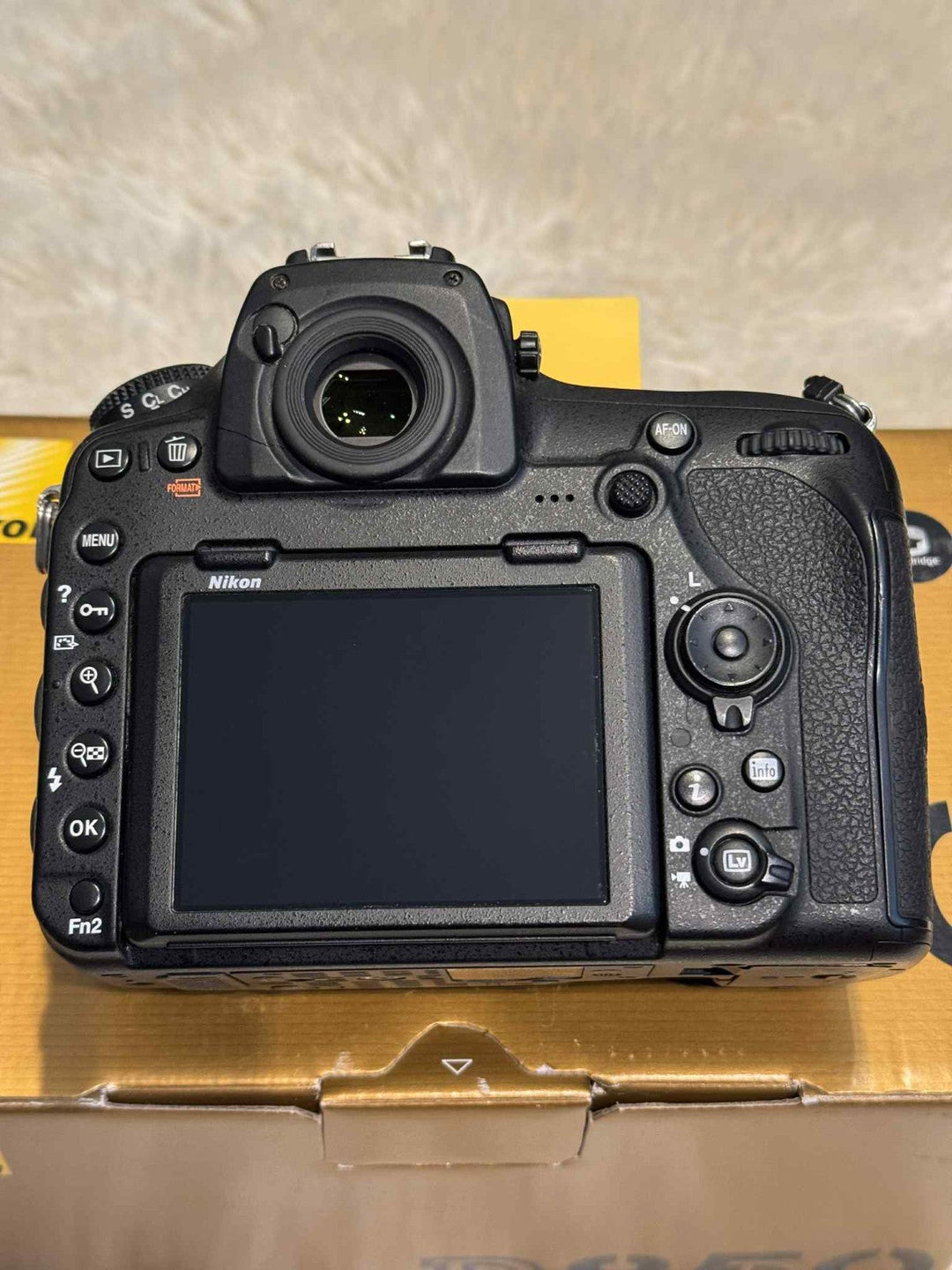 (MINT) Nikon D850 45.7MP Digital SLR Camera - Black (Body Only)